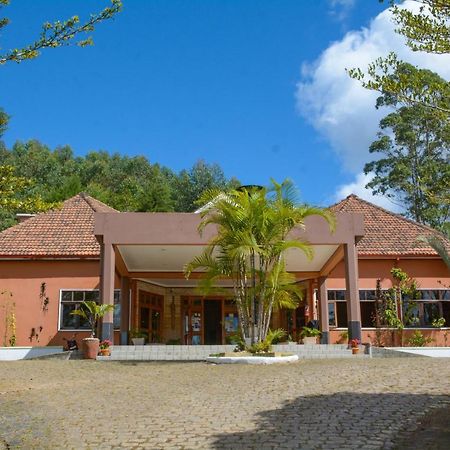 Andasibe Cyperus Hotel Moramanga Екстериор снимка